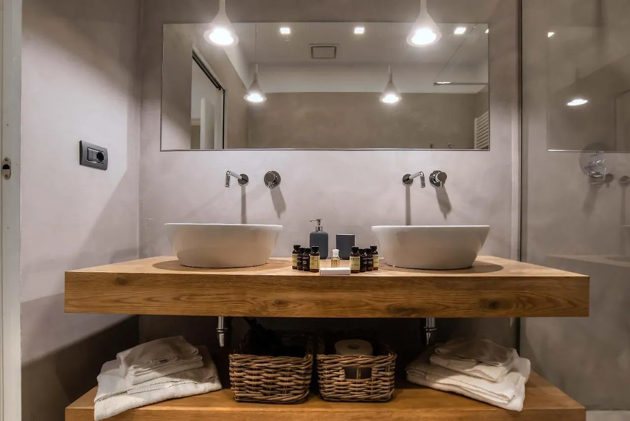 Apartament The Charm Of Santa Croce Florencja 0*,